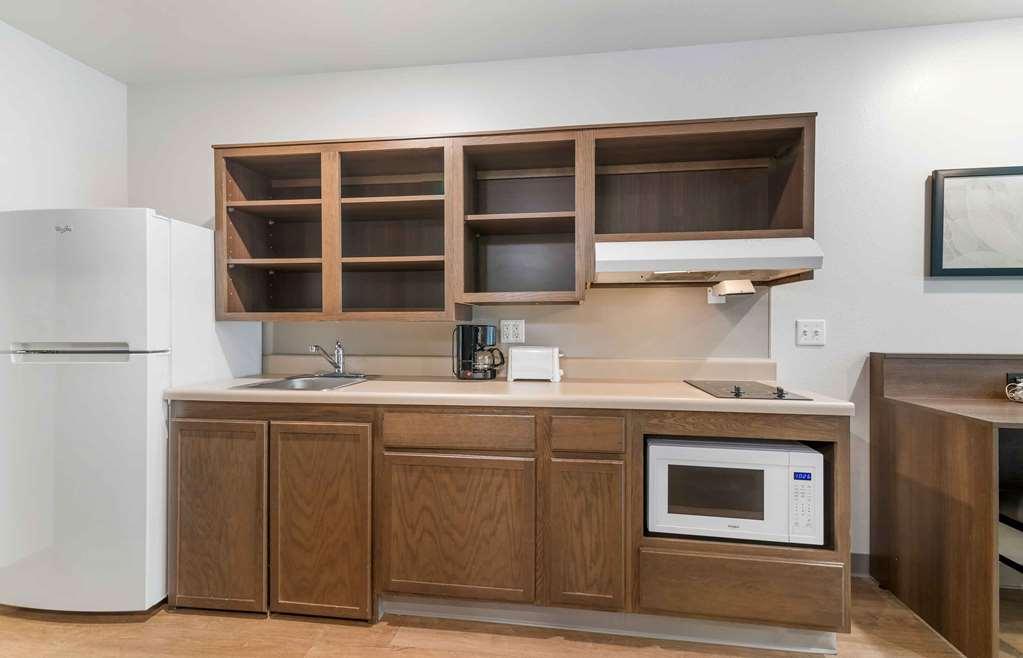 Extended Stay America Select Suites - Orlando - Airport 객실 사진